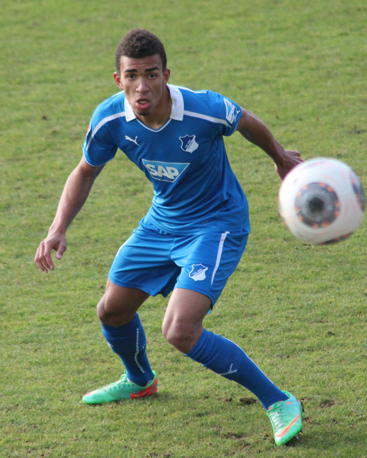 Jeremy Toljan gilt als einer der möglichen Nachfolger von Johnson auf der Verteidigerposition