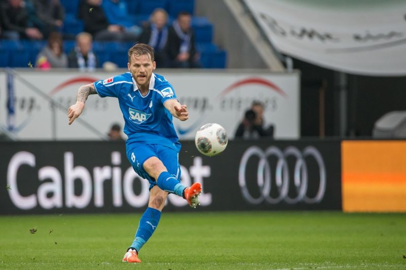 Pech mit einem Distanzschuss, dafür wenig später ...