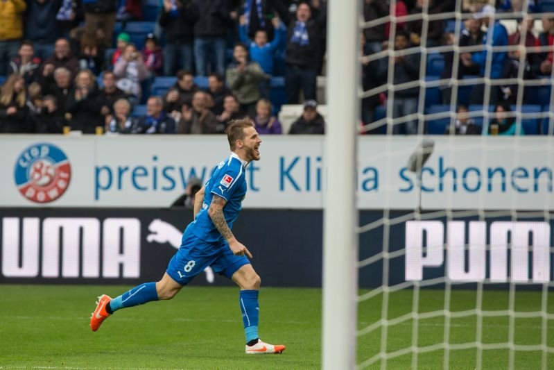 Jubel nach der TSG-Führung bei Eugen Polanski