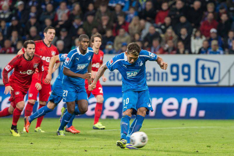 Firmino verschießt im Hinspiel einen Strafstoss zum möglichen 2:2 kurz vor dem Ende