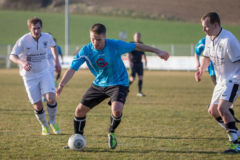 normal_ug092_8850_090314