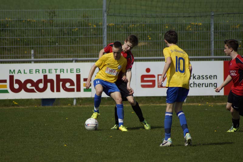 Moritz Klein (li.), zweifacher Pokal-Torschütze