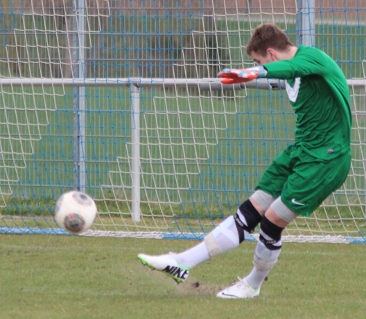 Rohrbachs Keeper beim Abstoss