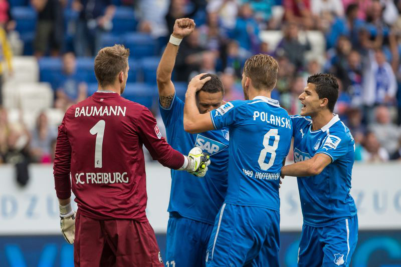 Oliver Baumann mit seinen künftigen Hoffenheimer Mannschaftskollegen