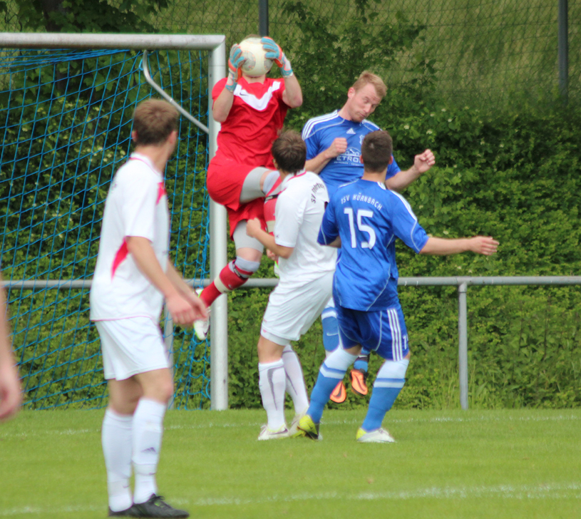 Endstation bei SV-Keeper Stefan Scholl vor dem Rohrbacher Tor