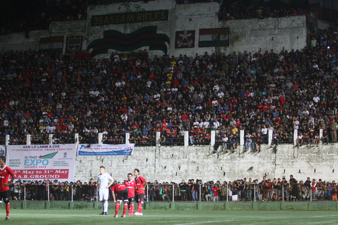 Begeisternde Kulisse beim Freundschaftsspiel