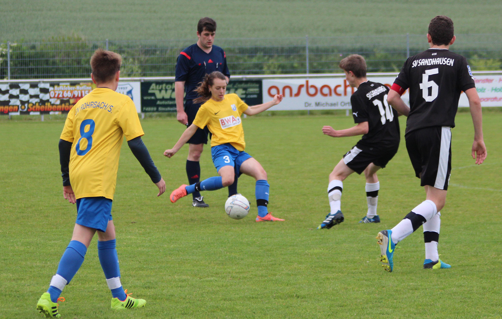 Jessica Bauer beim Torschuss