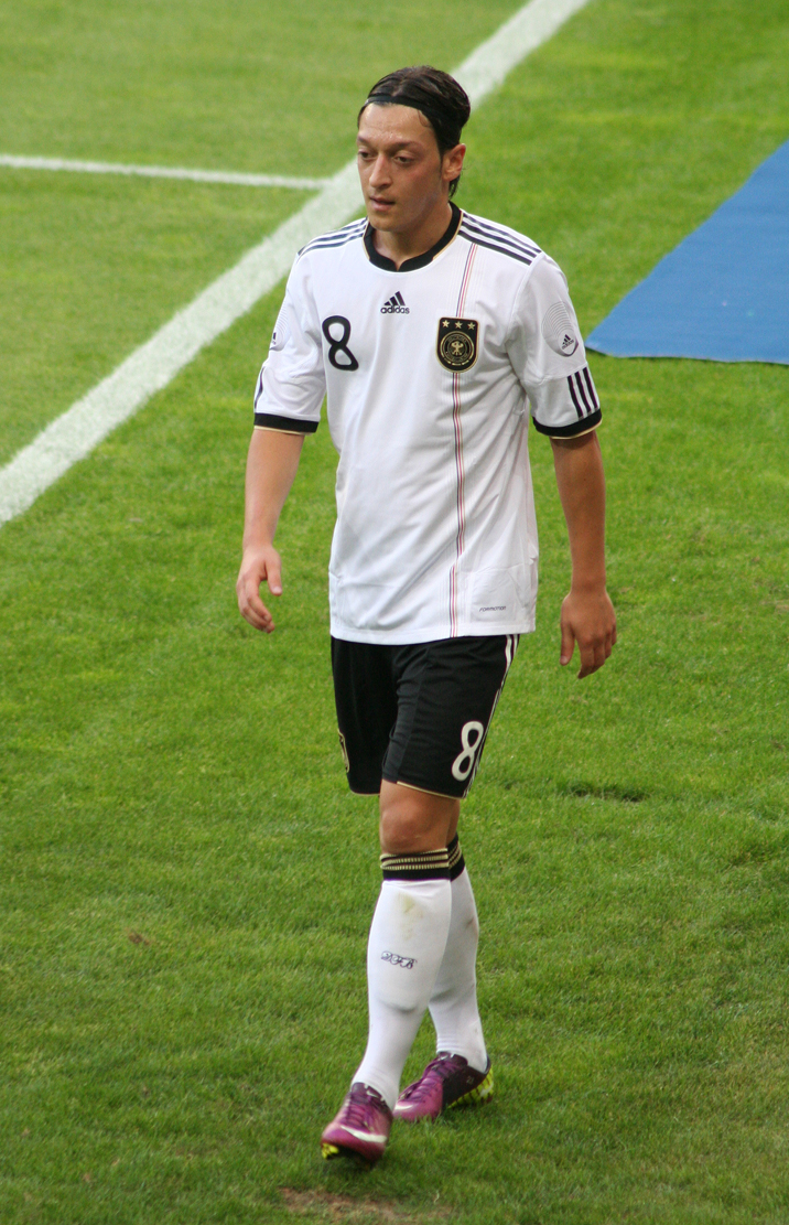 Spielmacher Mesut Özil hat erst kürzlich eine langwierige Verletzung überwunden