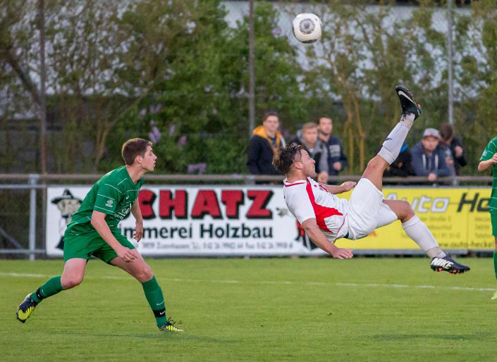 Spektakulärer Fallrückzieher von Dominic Roth