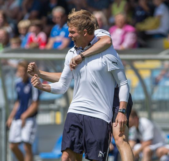 Torjubel bei Trainer Julian Nagelsmann