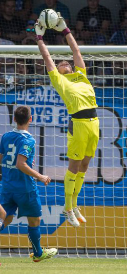 Sicherer Rückhalt: Keeper Schwäbe