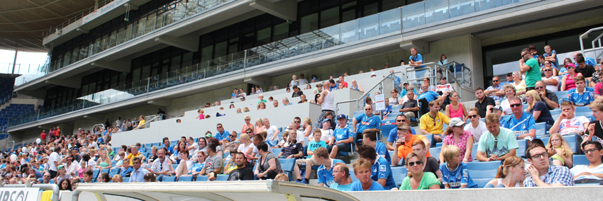 Rund 3.000 Besucher und Fans kamen ...