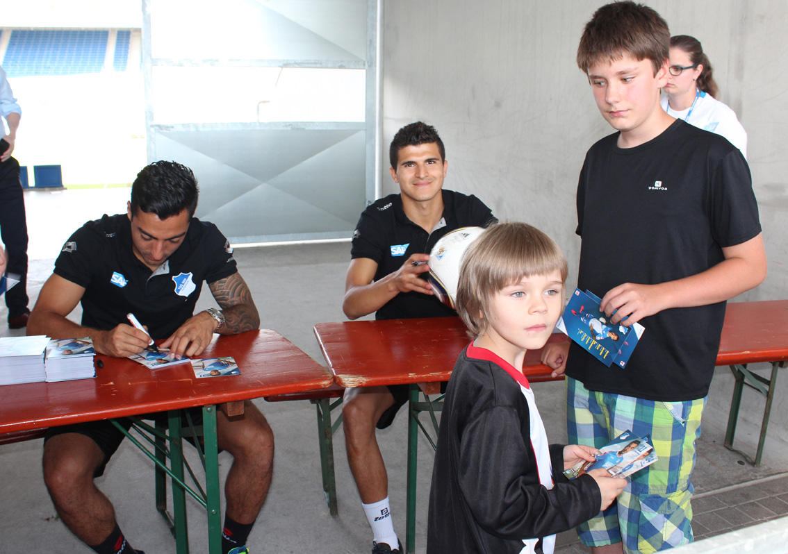 Jiloan Hamad und Tarik Elyounoussi