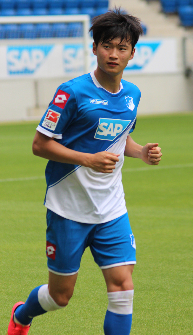 Jin-Su Kim im neuen Hoffe-Dress