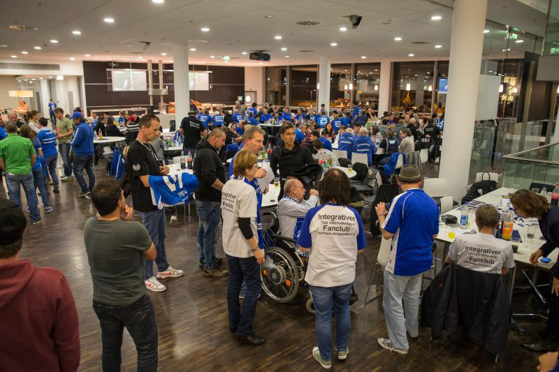 Fantreffen im Businessbereich der RNA