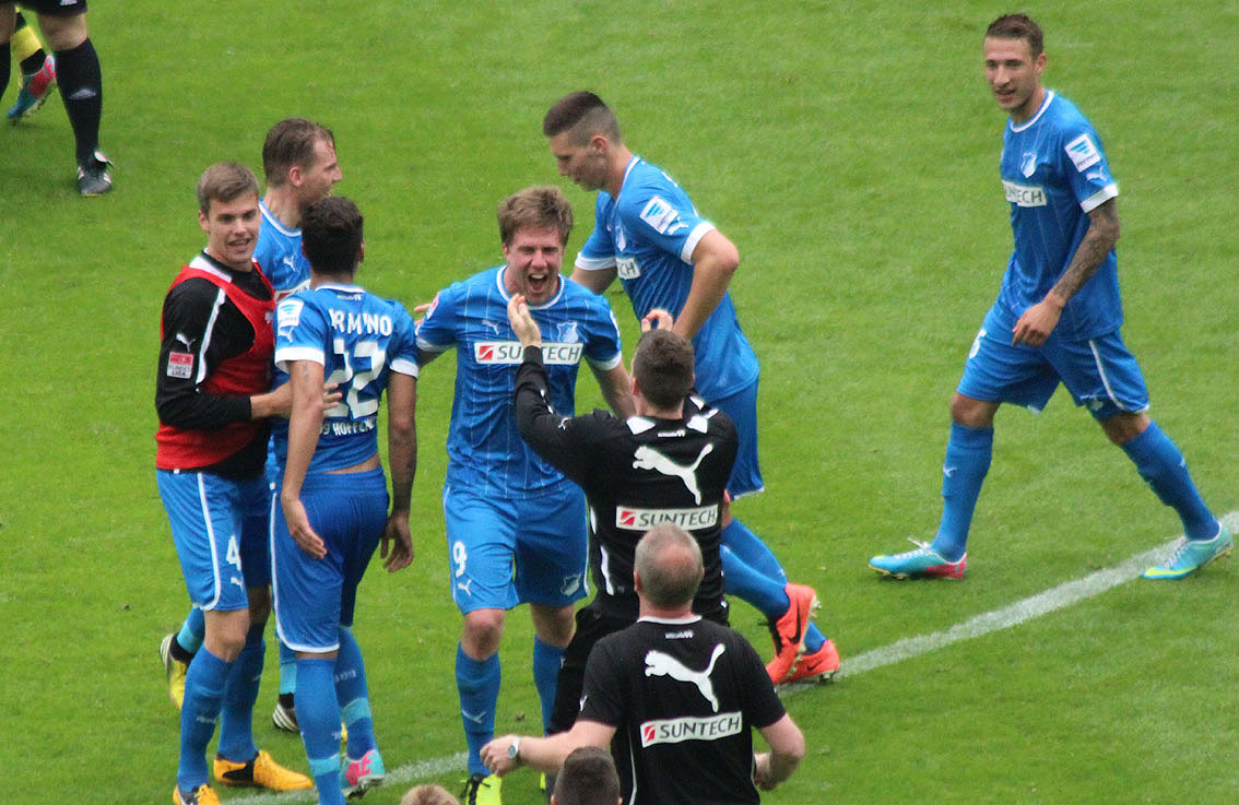 Unvergessene Freude nach dem 2:1 Erfolg am letzten Spieltag 2012/13 in Dortmund