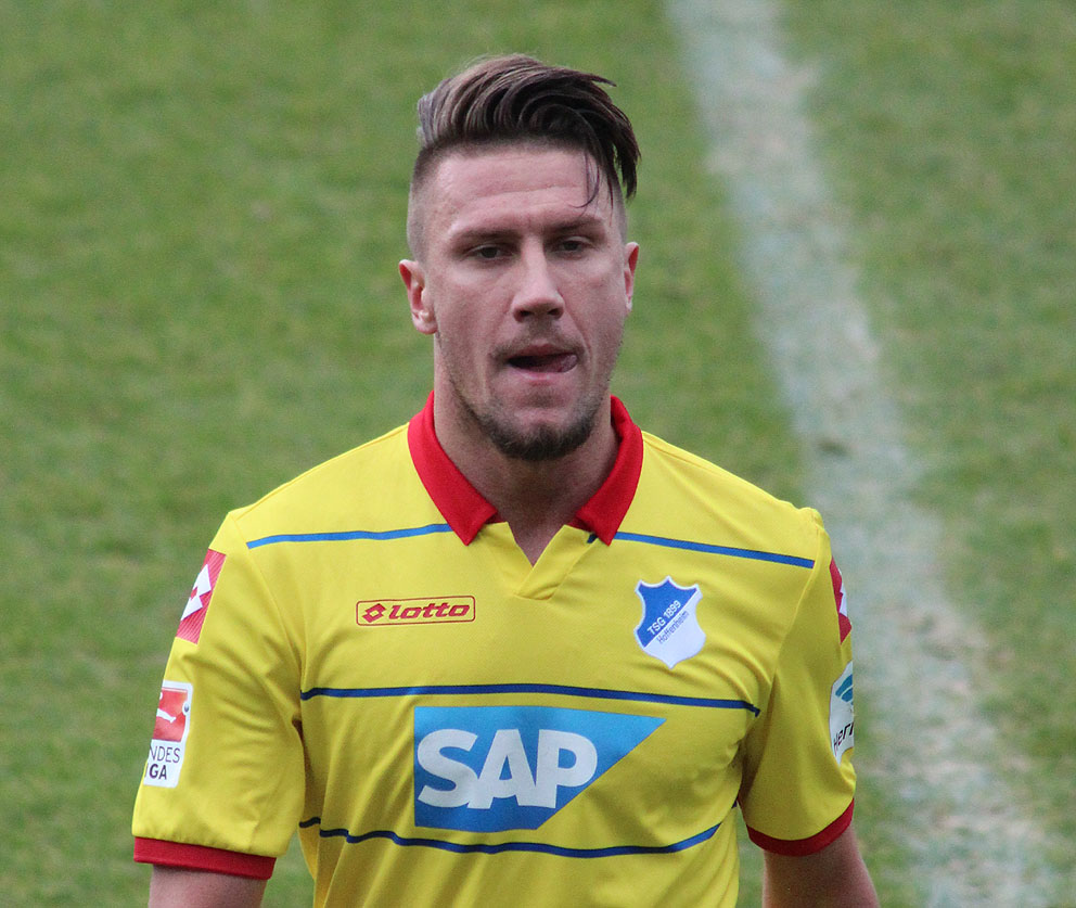 Platz 3 teilen sich Ermin Bicakcic und ...