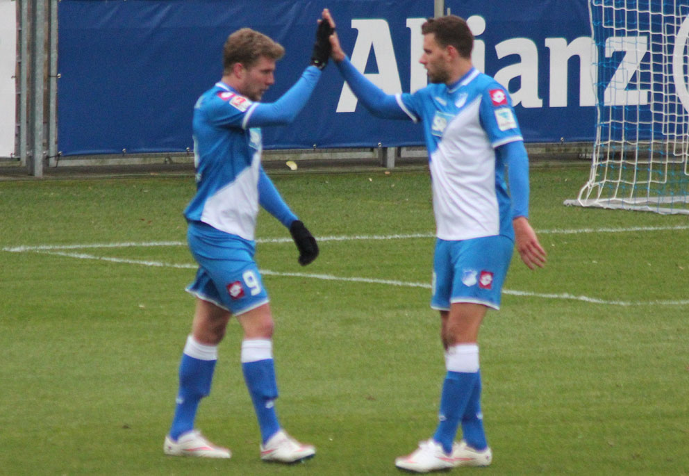 Schipplock (li.) und Szalai beim Torjubel