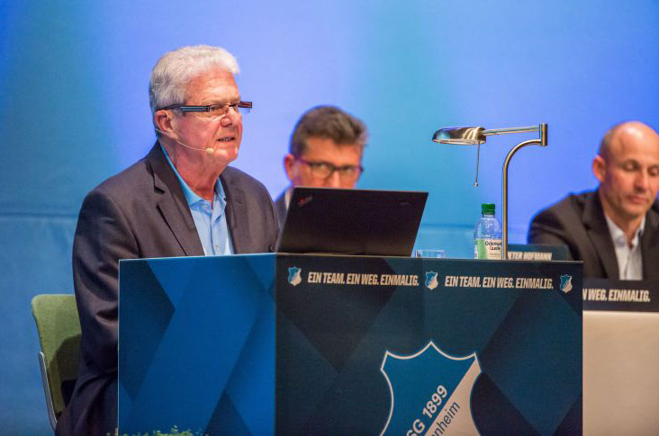 ... die eine 50-minütige Zeitreise umfasste