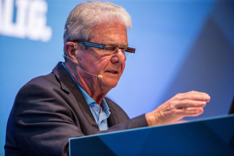 Dietmar Hopp fesselte die Zuhörer mit seinen Erzählungen