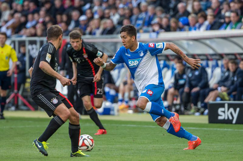 Roberto Firmino setzt an zum Solo