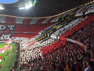 Bayerns Südkurve vor dem Anpfiff