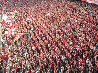 Tolle Stimmung in der Rot-Weißen Arena