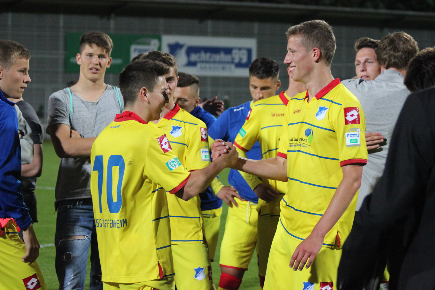 ... nach dem Abpfiff