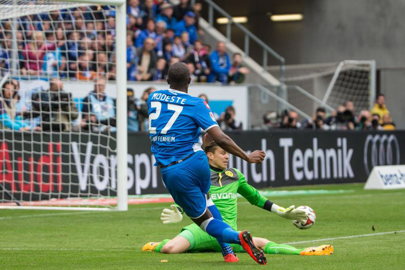 Modeste scheitert am Keeper
