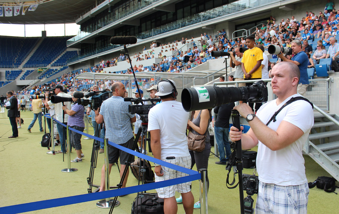 Großes Medieninteresse bei der letztjährigen Mannschaftspräsentation