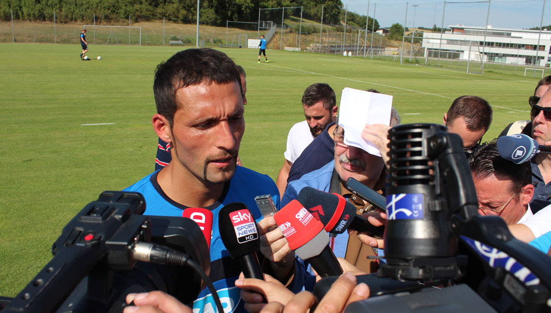 Das große mediale Interesse meisterte er souverän