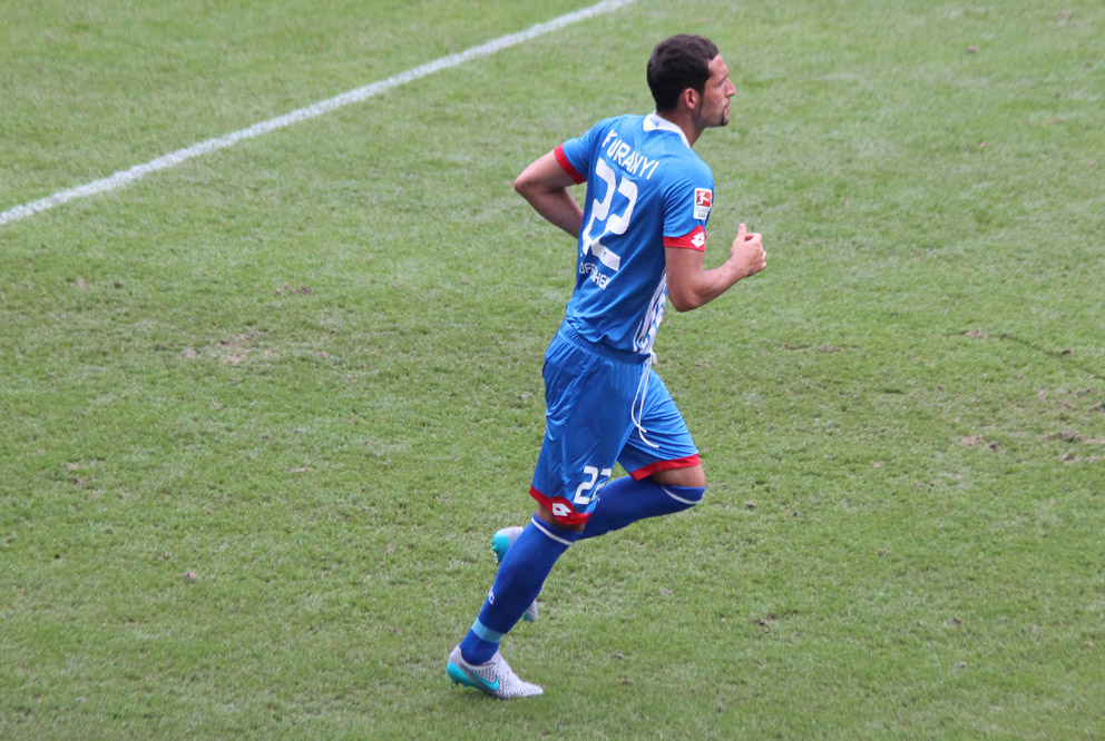 In der 56. Minute gab Kuranyi sein Debüt im TSG-Dress