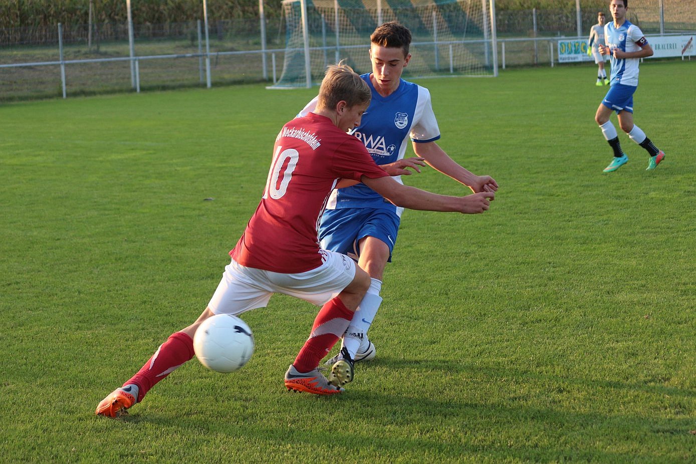 Michael Rohfleisch im Duell mit seinem Gegenspieler