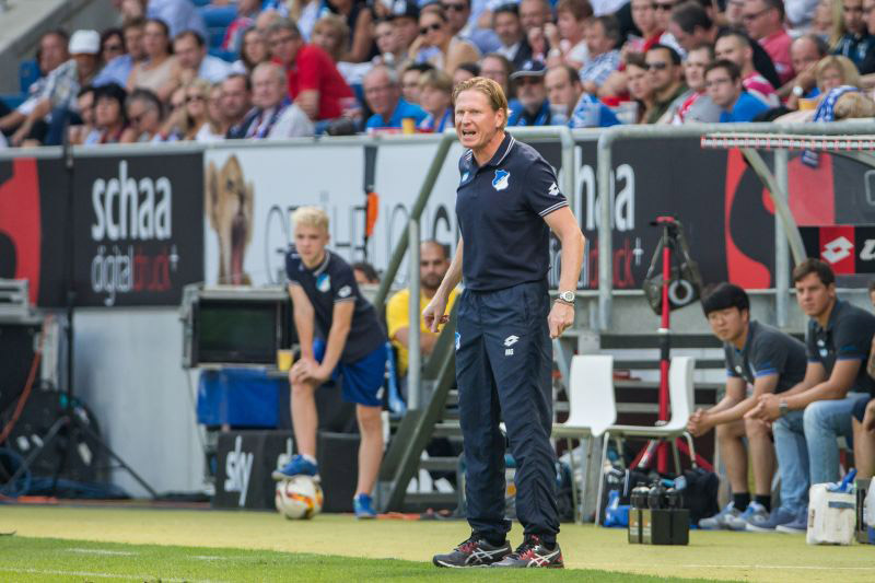 Gisdol mit lautstarken Ansagen