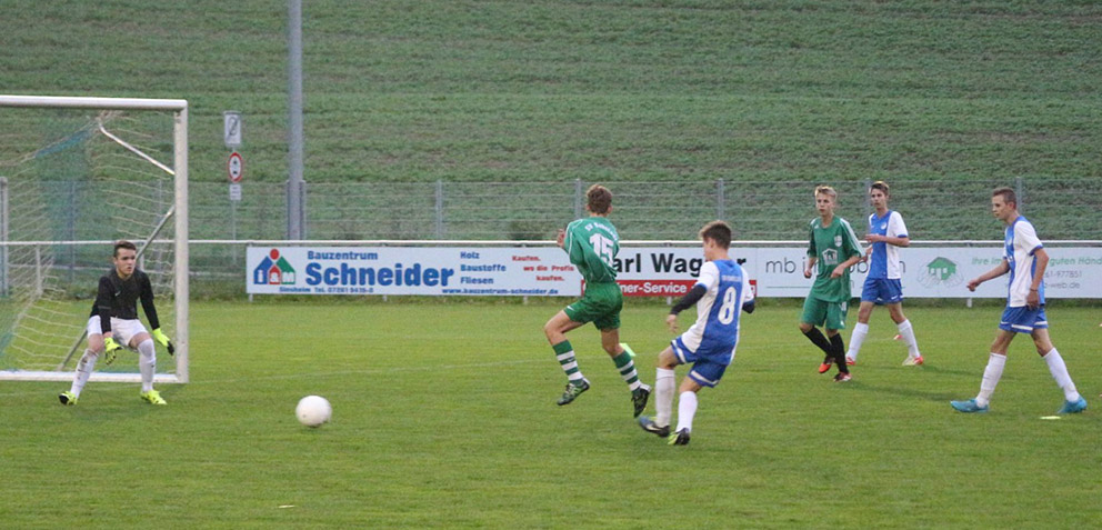 Nils Reißfelder beim Torerfolg
