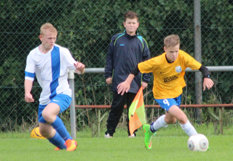 Dominik Schock enteilt seinem Gegenspieler