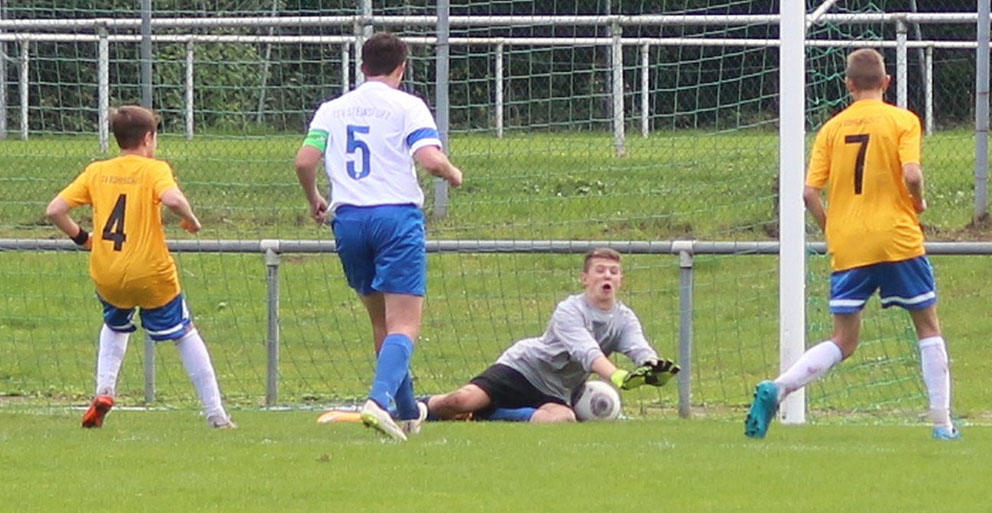 Freistoßtor von Dennis Bauer, das Unrecht verweigert wurde