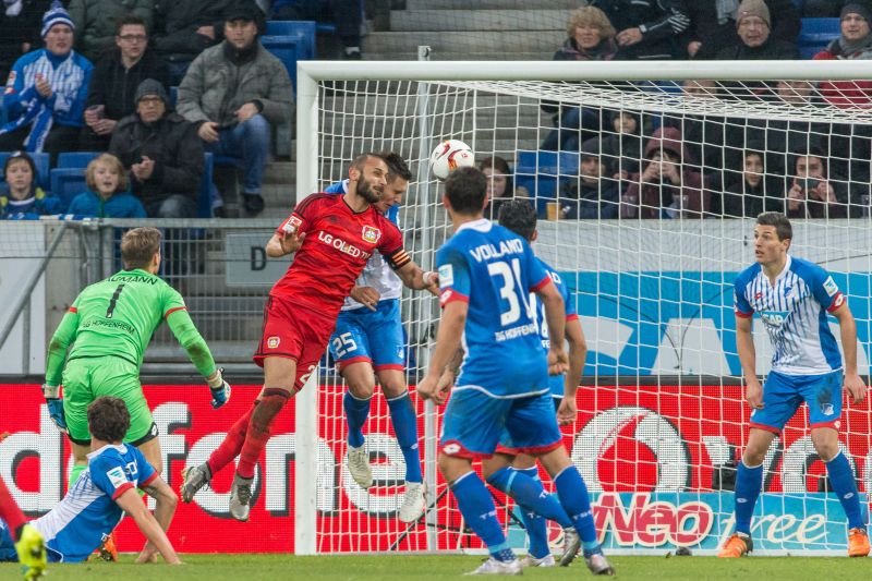 Leverkusens Toprak köpft zum 1:1 Ausgleich
