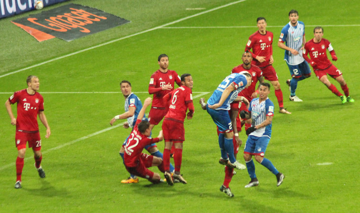 Dichtes Gedränge im Hoffenheimer Strafraum