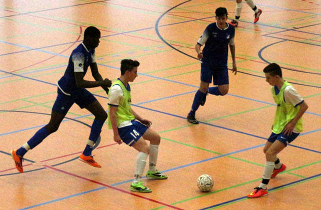 Spielszene von SV Rohrbach/S. 1 mit Michael Rohfleisch und Dennis Bauer im Vordergrund