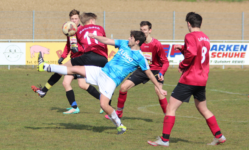 Einer von vielen packenden Zweikämpfen