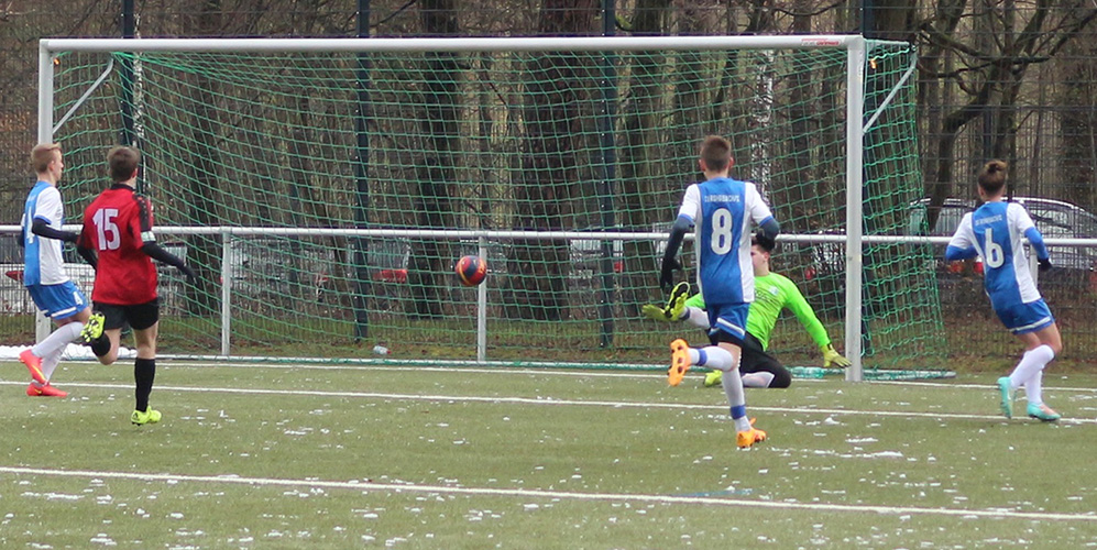 Eppingen scheitert mit seiner größten Führungschance am SV-Keeper