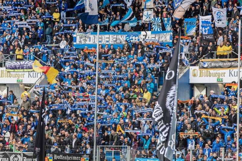 Begeisterung in der Südkurve nach dem erneuten Heimsieg