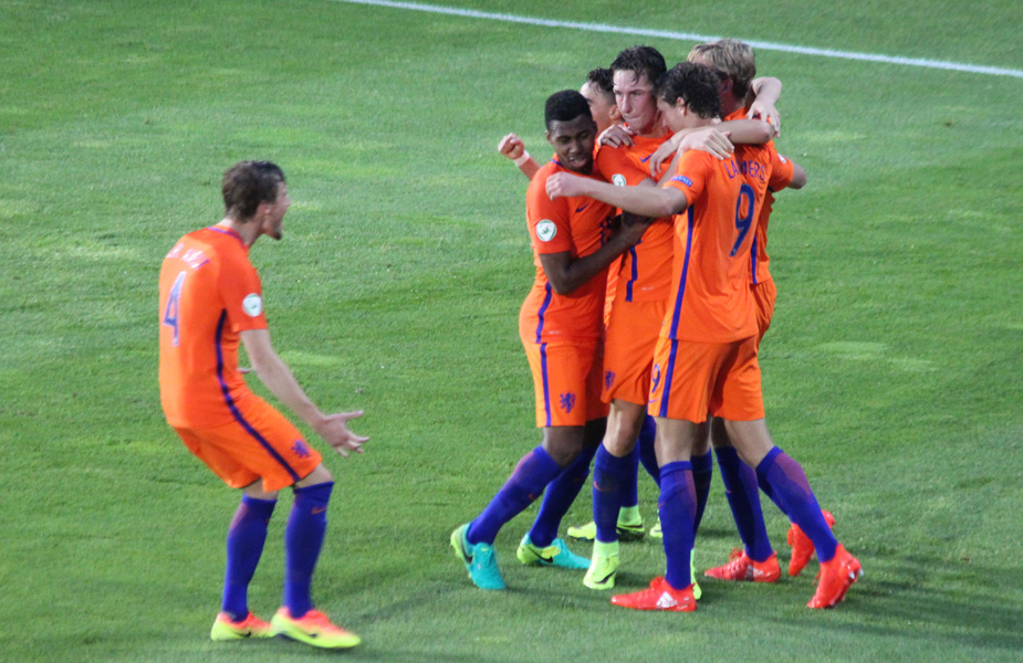 Jubel bei den Niederländern nach dem 3:3 Ausgleich