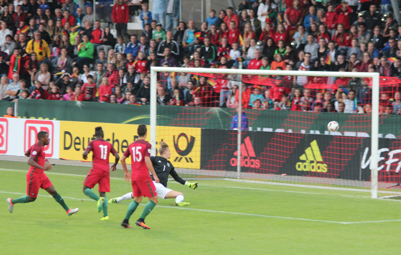 Portugal erzielt in Überzahlspiel einen Treffer