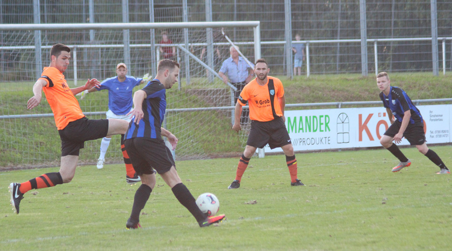 Der SVR tat sich in der Anfangsphase schwer, Torchancen zu erspielen