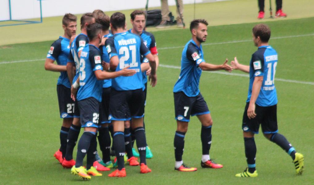 Torjubel bei den TSG-Spielern