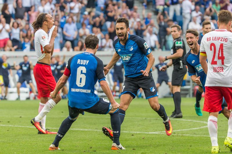 Lukas Rupp feiert mit Sebastian Rudy seinen ersten Treffer für die TSG