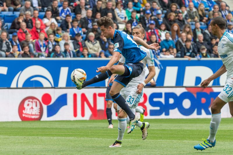 Mark Uth möchte gegen S04 seinen vierten Saisontreffer erzielen