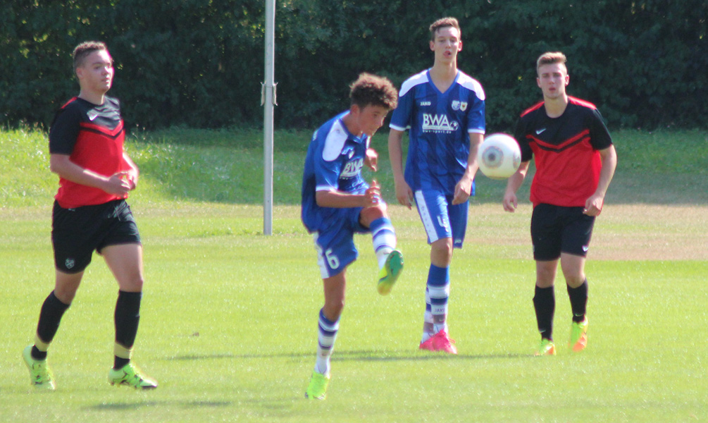 Matteo Francesca mit einem Befreiungsschlag